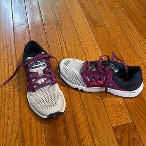 Never worn Inov all train 215